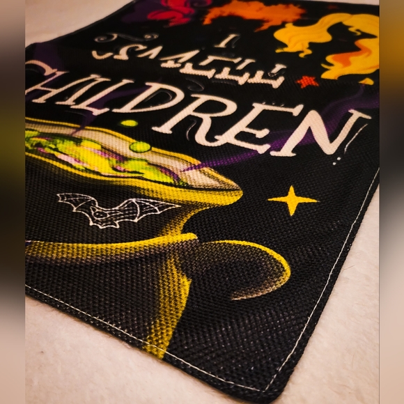 NWT HOCUS POCUS YARD FLAGS - Picture 2 of 5